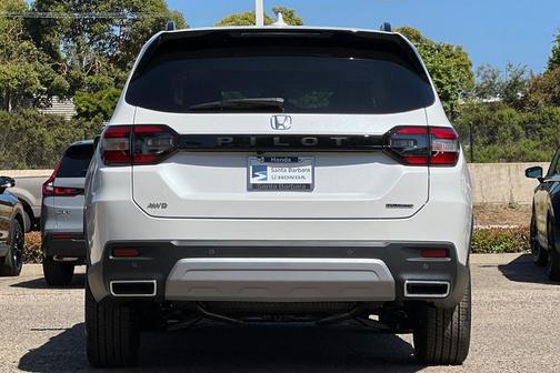 2025 Honda Pilot Touring