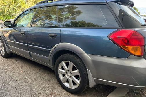 Atlantic Blue / Granite Gray 2006 Subaru Outback 2.5i