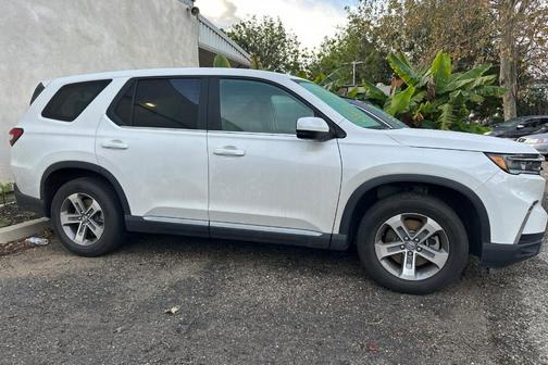 2023 Honda Pilot EX-L 7-Passenger