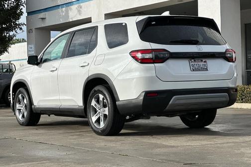 2023 Honda Pilot EX-L 7-Passenger