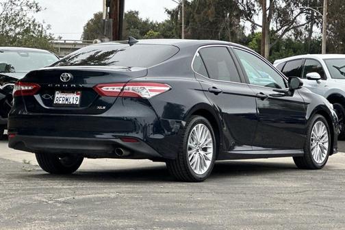Galactic Aqua 2018 Toyota Camry XLE