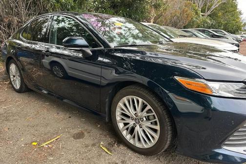Galactic Aqua 2018 Toyota Camry XLE
