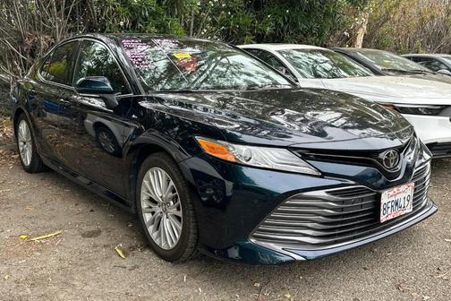 Galactic Aqua 2018 Toyota Camry XLE