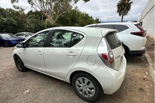 2013 Toyota Prius c Two