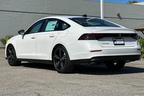 Platinum White Pearl 2026 Honda Accord SE