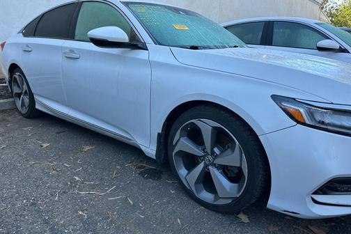 2019 Honda Accord Touring 2.0T