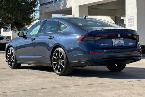 2023 Honda Accord Hybrid Touring