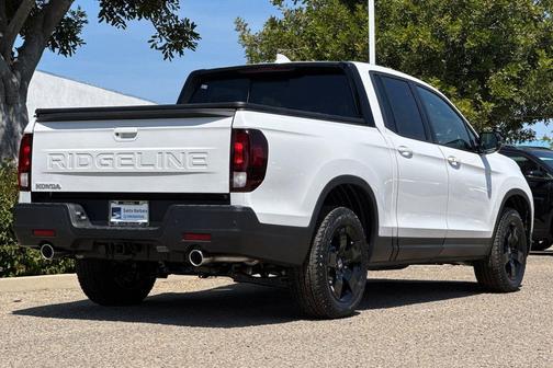 2025 Honda Ridgeline Black Edition