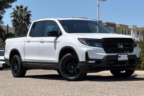 2025 Honda Ridgeline Black Edition
