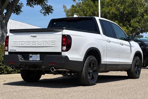 2025 Honda Ridgeline Black Edition