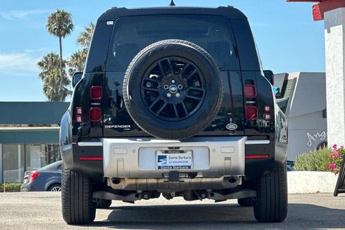 Santorini Black 2023 Land Rover Defender 110 SE