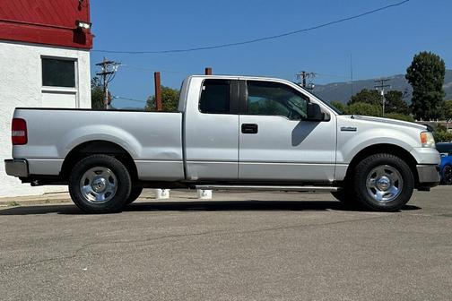 Silver Clearcoat Metallic 2007 Ford F-150 XLT SuperCab