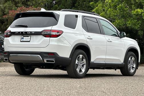 White 2026 Honda Pilot EX-L