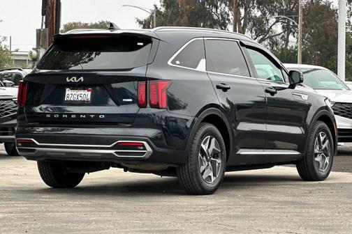 Gravity Blue 2022 Kia Sorento Hybrid EX