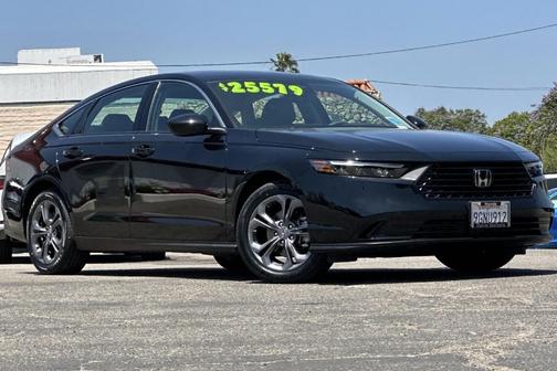 Crystal Black Pearl 2023 Honda Accord EX