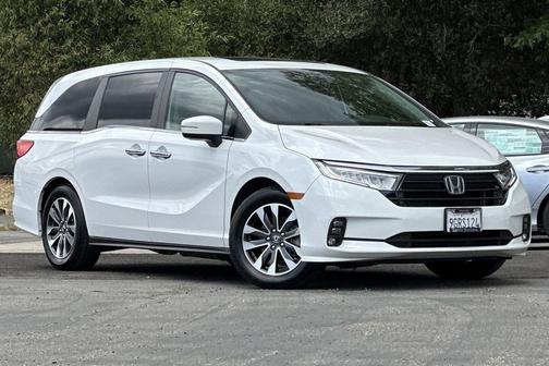Platinum White Pearl 2023 Honda Odyssey EX-L