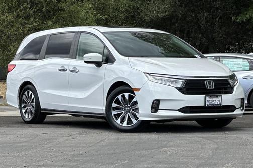 Platinum White Pearl 2023 Honda Odyssey EX-L