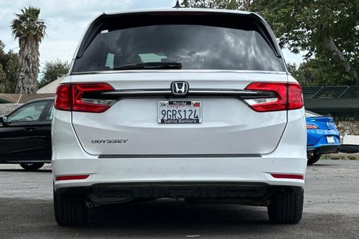 Platinum White Pearl 2023 Honda Odyssey EX-L