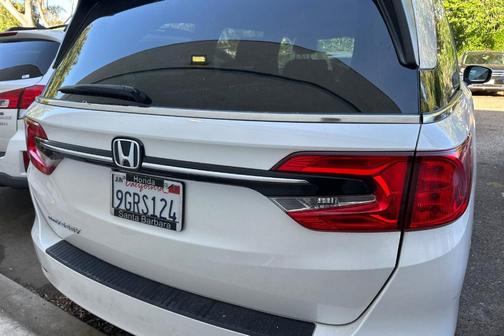 Platinum White Pearl 2023 Honda Odyssey EX-L