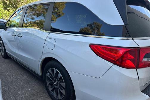Platinum White Pearl 2023 Honda Odyssey EX-L