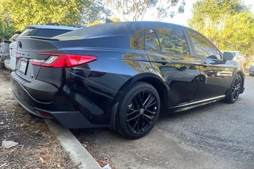 Midnight Black Metallic 2025 Toyota Camry SE