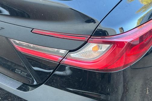 Midnight Black Metallic 2025 Toyota Camry SE