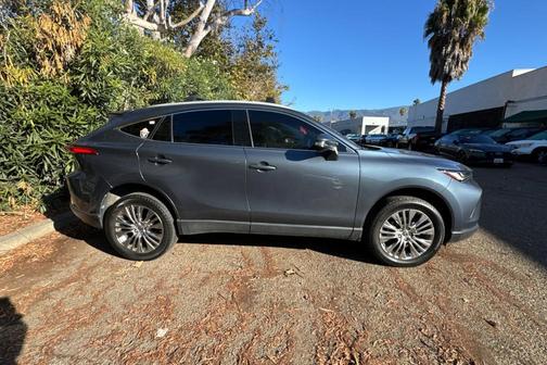 Coastal Gray 2023 Toyota Venza XLE