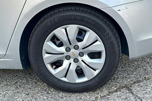 2013 Chevrolet Cruze LS