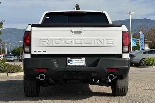 Platinum White Pearl 2026 Honda Ridgeline RTL