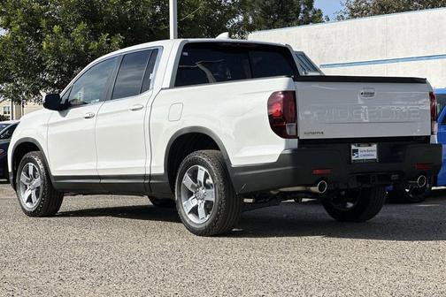 Platinum White Pearl 2026 Honda Ridgeline RTL