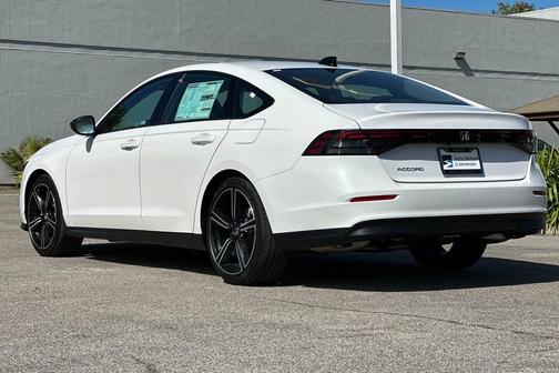 Platinum White Pearl 2026 Honda Accord SE