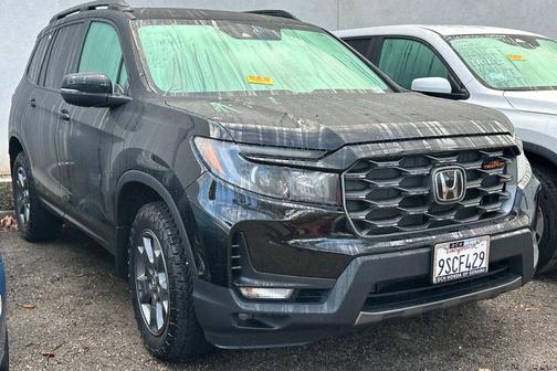 Crystal Black Pearl 2025 Honda Passport TrailSport