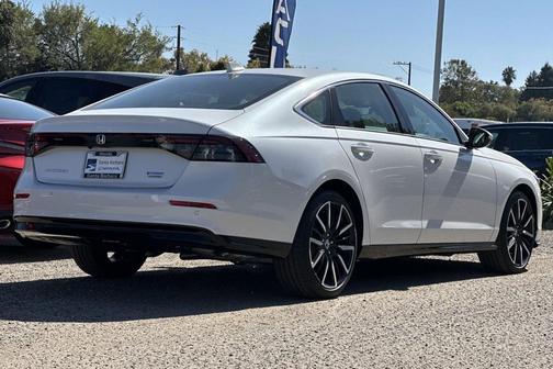 2025 Honda Accord Hybrid Touring