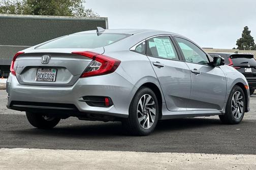 Lunar Silver Metallic 2018 Honda Civic EX