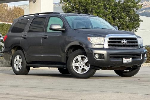 2017 Toyota Sequoia SR5