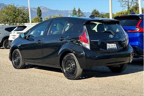 2016 Toyota Prius c Two