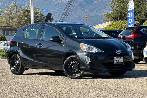 2016 Toyota Prius c Two