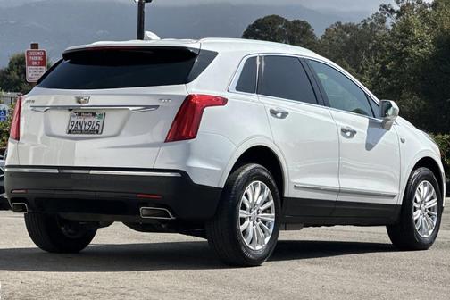Crystal White Tri-Coat 2018 Cadillac XT5 Base