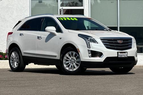 Crystal White Tri-Coat 2018 Cadillac XT5 Base