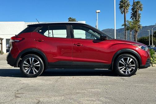 2020 Nissan Kicks SV