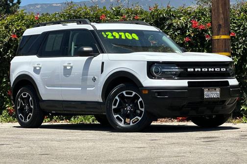 Oxford White 2023 Ford Bronco Sport Outer Banks
