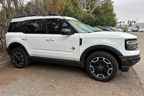 Oxford White 2023 Ford Bronco Sport Outer Banks