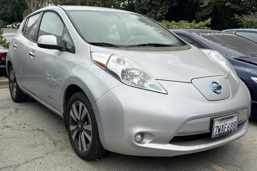 Brilliant Silver 2017 Nissan Leaf SV