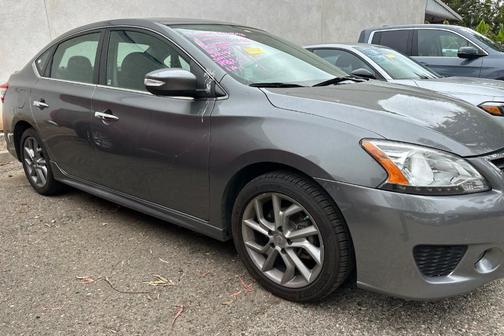 Gun Metallic 2015 Nissan Sentra SR