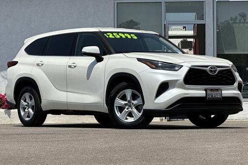 Blizzard Pearl 2021 Toyota Highlander L
