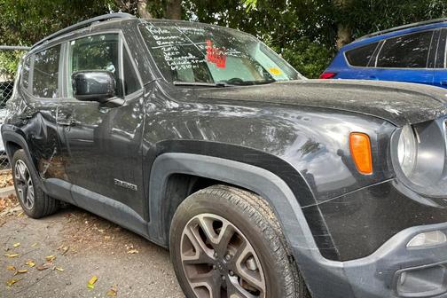 Black 2018 Jeep Renegade Latitude