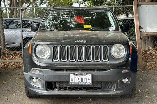 Black 2018 Jeep Renegade Latitude