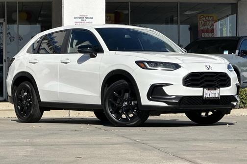 Platinum White Pearl 2024 Honda HR-V Sport