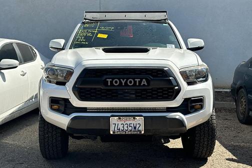 Super White 2019 Toyota Tacoma TRD Pro