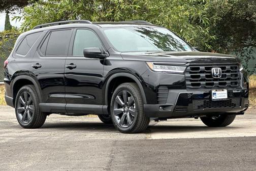 Crystal Black Pearl 2026 Honda Pilot Sport